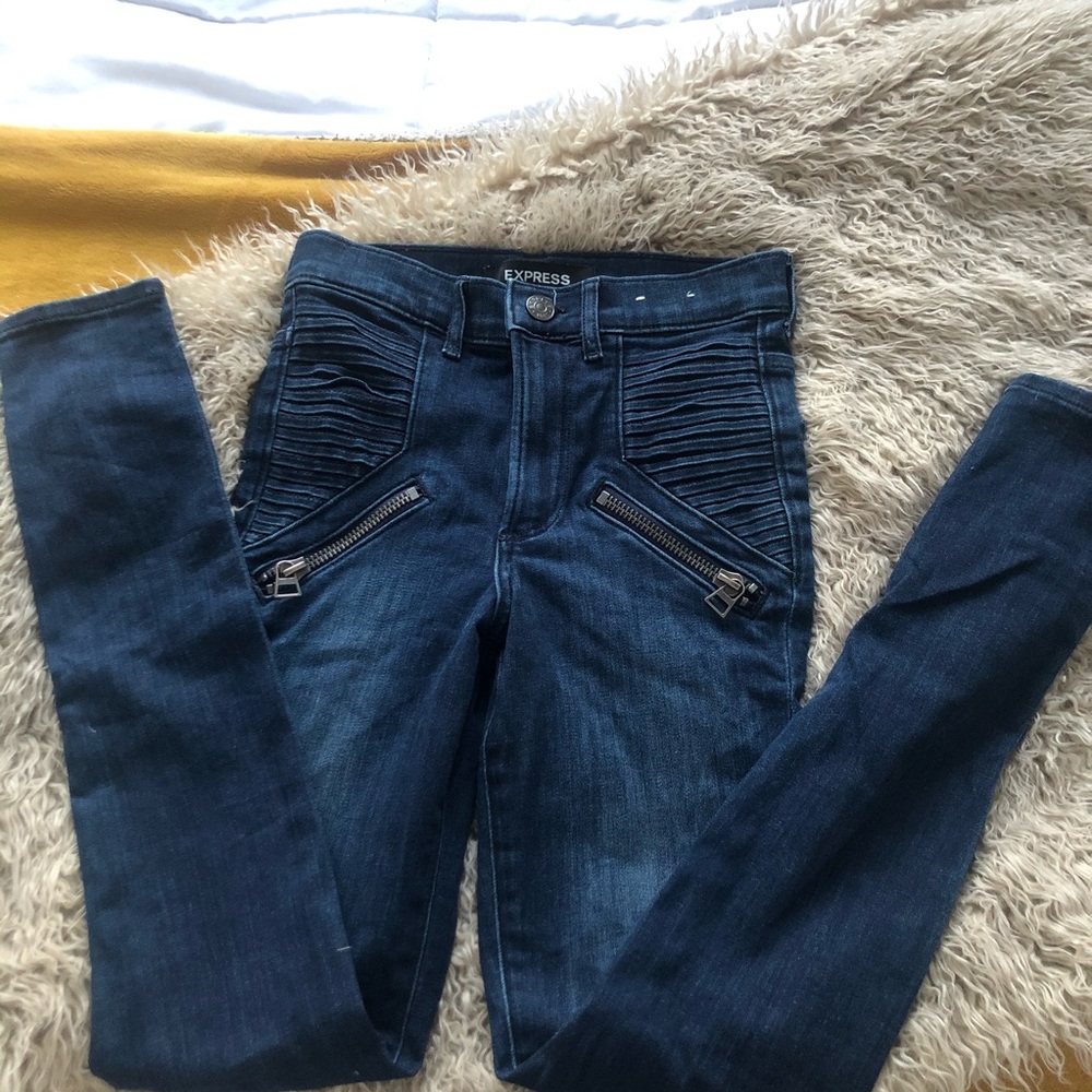 Express High Rise Detailed Jeans - Picture 2 of 4